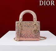 Fortok Dior Lady Diana Three-grid Embroidery Gradient Beads Bag Pink 17x15x7cm - 1