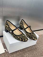 Fortok Dior Embroidery Raglan Pattern Pearl Button Shoes - 1
