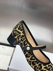 Fortok Dior Embroidery Raglan Pattern Pearl Button Shoes - 5
