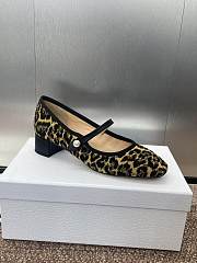 Fortok Dior Embroidery Raglan Pattern Pearl Button Shoes - 4