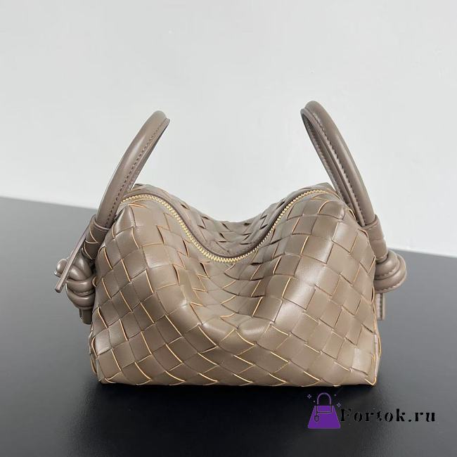 Fortok Bottega Veneta Loop Bag Brown 796615 19x12x9cm - 1