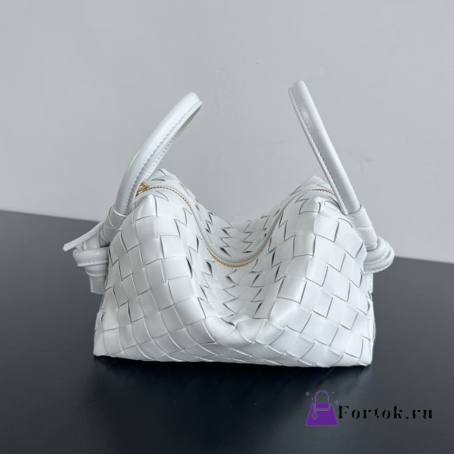 Fortok Bottega Veneta Loop Bag White 796615 19x12x9cm - 1