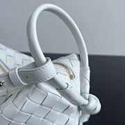 Fortok Bottega Veneta Loop Bag White 796615 19x12x9cm - 4