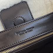 Fortok Bottega Veneta Andiamo Small Leather-Shearling Top-Handle Bag 806088 25x22x10.5cm - 3