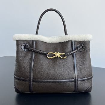 Fortok Bottega Veneta Andiamo Small Leather-Shearling Top-Handle Bag 743572 32.5x24x12cm