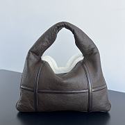 Fortok Bottega Veneta Hop Leather-Shearling Bag Brown 806093 41x20.5x7.5cm - 1