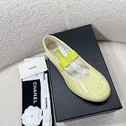 Fortok Chanel Mary Jane Shoes Yellow Patent Leather - 2
