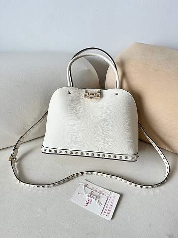 Fortok Valentino Garavani Rockstud Grained Calfskin Bag White 22073L 28x21x14cm