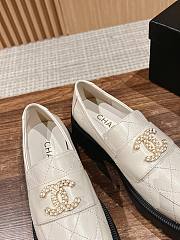 Fortok Chanel CC Buckle Quilted Loafers White - 4