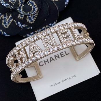 Fortok Chanel Fragrant Gold Full Diamond Letter Open Bracelet