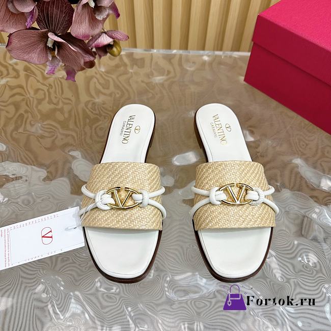 Fortok Valentino VLogo Raffia-Trimmed Leather Slides White - 1