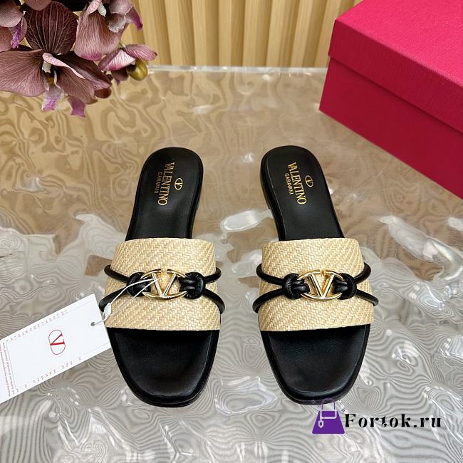 Fortok Valentino VLogo Raffia-Trimmed Leather Slides Black - 1