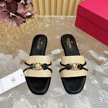 Fortok Valentino VLogo Raffia-Trimmed Leather Slides Black