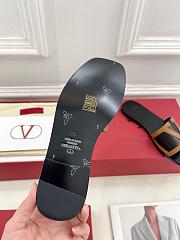 Fortok Valentino Garavani Viva Superstar Leather Slides Black & Brown - 3