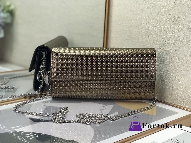 Fortok Dior Gold Metallic Patent Micro-Cannage Lady Dior Croisiere Chain Wallet 21cm - 1