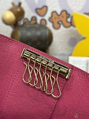 Fortok Louis Vuitton x TM 6 Key Holder White M14092 12x7x2cm - 3