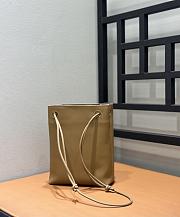 Fortok Loewe Pebble Small Bucket Bag Brown 17x7x21.5cm - 4