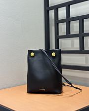 Fortok Loewe Pebble Small Bucket Bag Black 17x7x21.5cm - 1