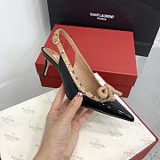 Fortok Valentino Rockstud Beige Bow Slingback Ballerina In Black Patent Leather With Tone-On-Tone Studs - 2