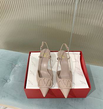 Fortok Valentino Vlogo Beige Calfskin Leather Slingback Pump