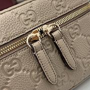 Fortok Gucci GG Emblem Super Mini Handbag Taupe Leather 815949 20x12x5cm - 4