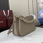 Fortok Gucci GG Emblem Small Shoulder Bag Taupe Leather 815263 29x17x10cm - 6