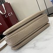 Fortok Gucci GG Emblem Small Shoulder Bag Taupe Leather 815263 29x17x10cm - 5
