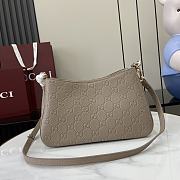 Fortok Gucci GG Emblem Small Shoulder Bag Taupe Leather 815263 29x17x10cm - 4