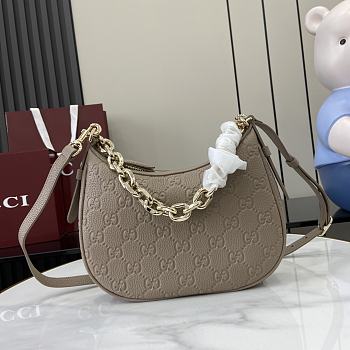 Fortok Gucci GG Emblem Small Shoulder Bag Taupe Leather 815409 25.5x20x5cm