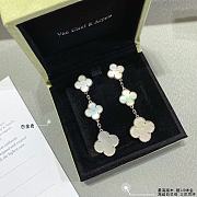Fortok Van Cleef & Arpels  Three White Four-leaf Clover Earrings in Gold / Silver - 5