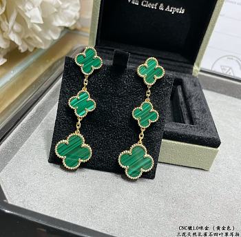 Fortok Van Cleef & Arpels Three Green Four-leaf Clover Earrings in Gold