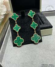 Fortok Van Cleef & Arpels Three Green Four-leaf Clover Earrings in Gold - 6