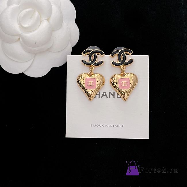 Fortok Chanel C Retro Small Heart Earrings - 1