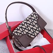 Fortok Valentino Garavani La Grand Deuxieme Toile Shoulder Bag Brown 28x25x6cm - 2