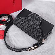 Fortok Valentino Garavani La Grand Deuxieme Toile Shoulder Bag Black 28x25x6cm - 3