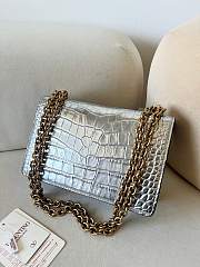  Fortok Valentino Garavani Vain Crocodile Pattern Handbag Silver 24x16x8cm - 6