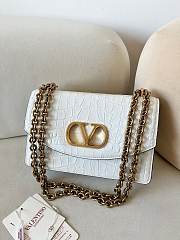  Fortok Valentino Garavani Vain Crocodile Pattern Handbag White 24x16x8cm - 1