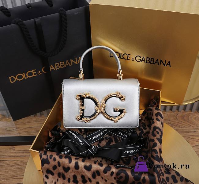 Fortok Dolce & Gabbana Mini Silver Leather Handbag 18x10x5cm - 1