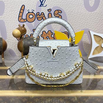 Fortok Louis Vuitton Capucines Mini Handbag Grey Ostrich Pattern and Pearl Chain M11908 21x8x13.6cm