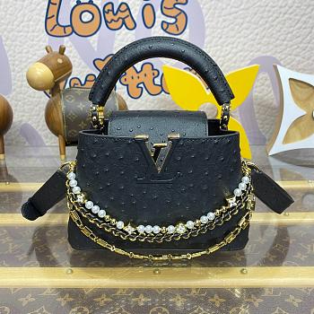 Fortok Louis Vuitton Capucines Mini Handbag Black Ostrich Pattern and Pearl Chain M11908 21x8x13.6cm