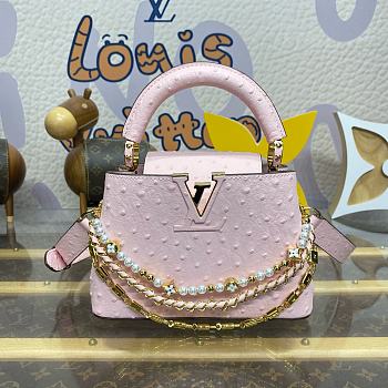 Fortok Louis Vuitton Capucines Mini Handbag Pink Ostrich Pattern and Pearl Chain M11908 21x8x13.6cm