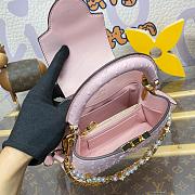 Fortok Louis Vuitton Capucines Mini Handbag Pink Ostrich Pattern and Pearl Chain M11908 21x8x13.6cm - 6