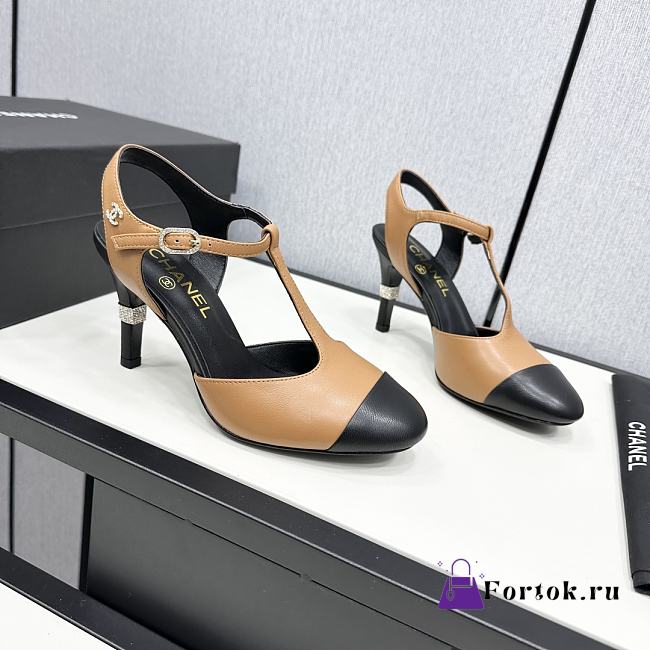 Fortok Chanel Leather CC Logo T-Strap Pumps Brown - 1
