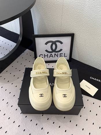 Fortok Chanel 25K Shoes White