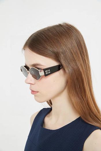 Fortok Miu Miu Sunglasses SMU5689TS