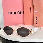 Fortok Miu Miu Sunglasses SMU5689TS - 2