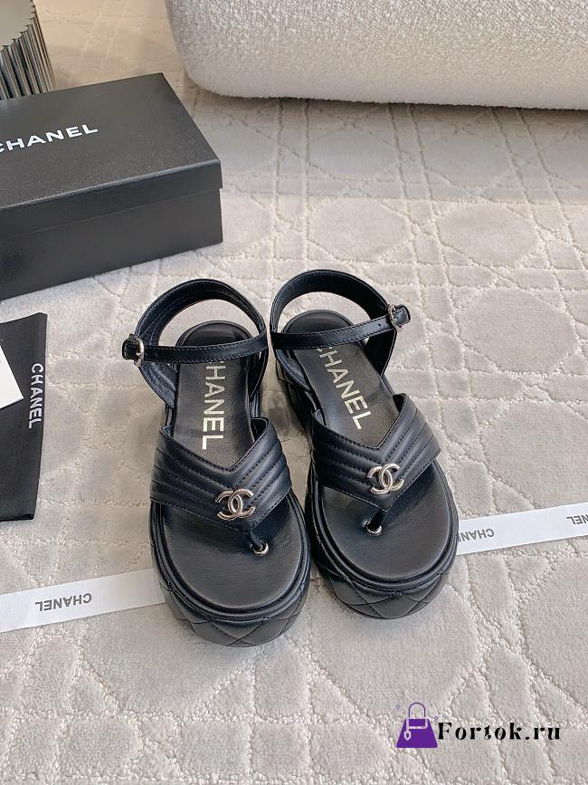 Fortok Chanel Toe-clip Thick-soled Sandals Black  - 1