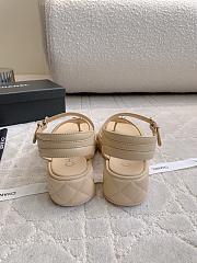 Fortok Chanel Toe-clip Thick-soled Sandals Beige - 3