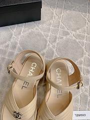Fortok Chanel Toe-clip Thick-soled Sandals Beige - 2