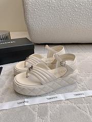Fortok Chanel Toe-clip Thick-soled Sandals White - 2